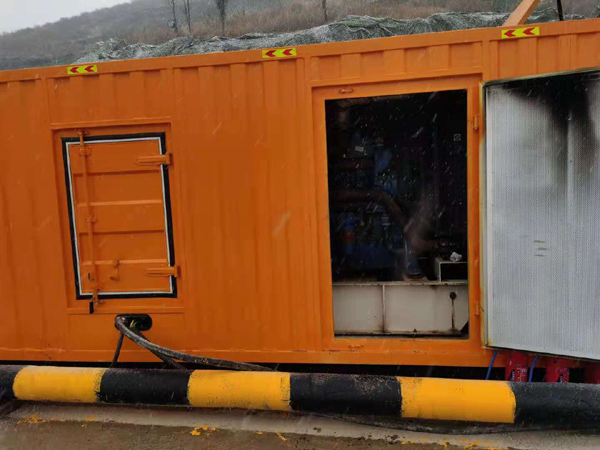 芦山出租发电机-船用柴油发电机的工作原理是怎么样的？